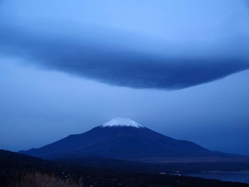 �R���΂���̕x�m�R