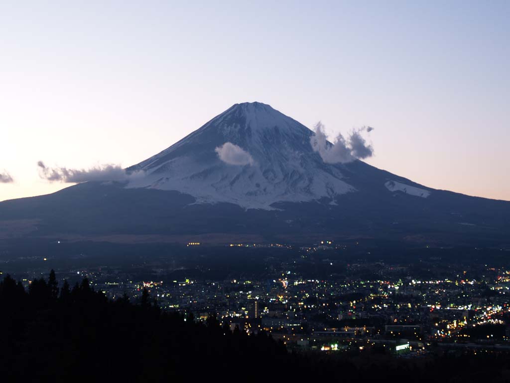 ��a�ꂩ��̖�i