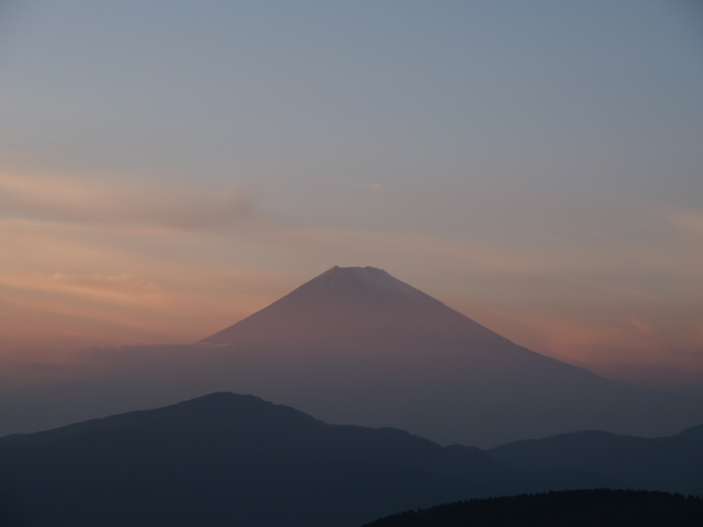 ��ώR����̗[�Ă��ƕx�m�R