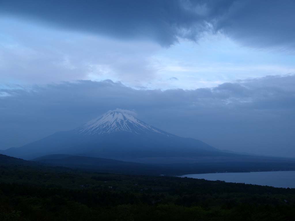 ���̏o�̎��Ԃ̕x�m�R