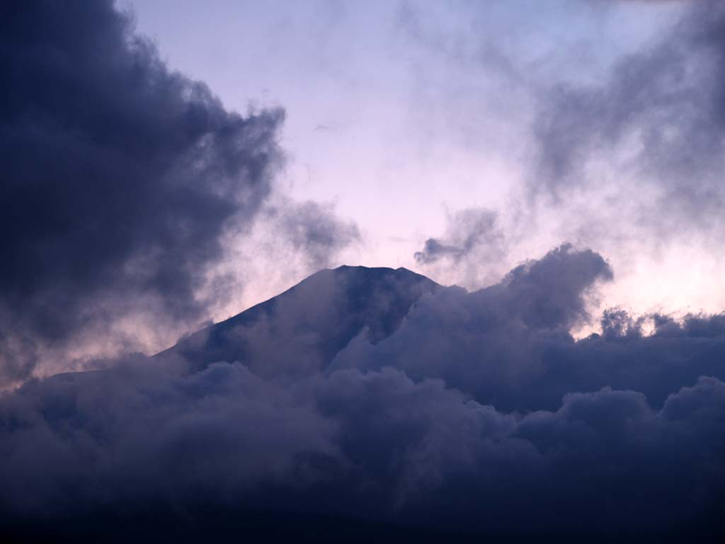 �R���΂���̗[�Ă���̕x�m�R