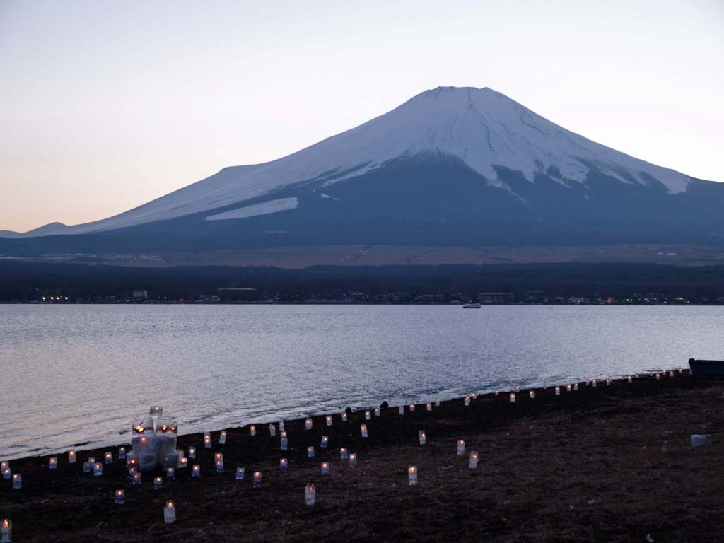 2/3 �A�C�X�L�����h���t�F�X�e�B�o��