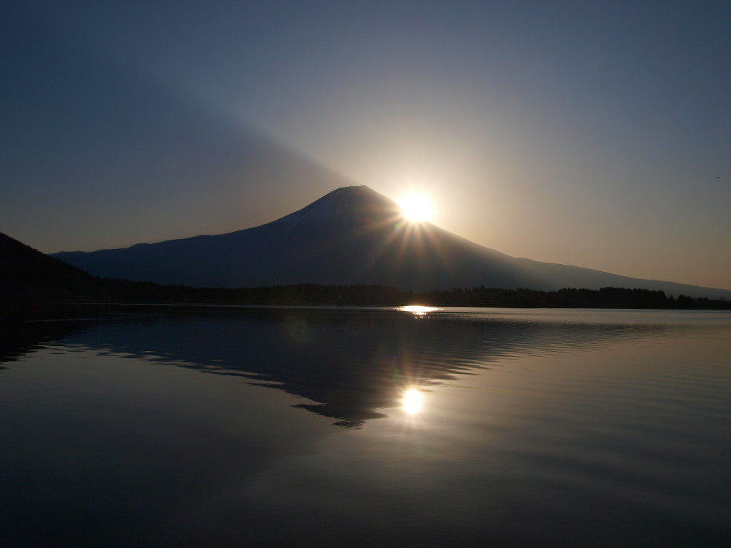 4/6 �c�ь΂���̓��̏o�ƕx�m�R