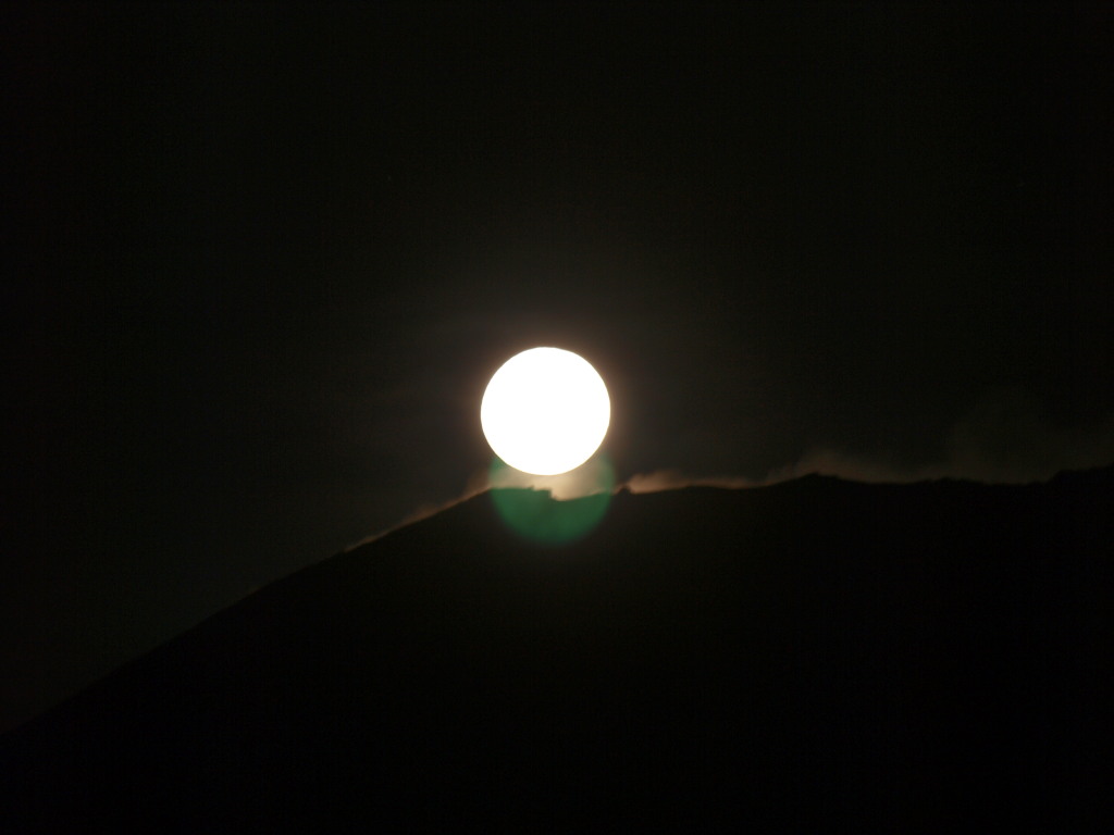 3/11 �\�ܖ�̌��̏o