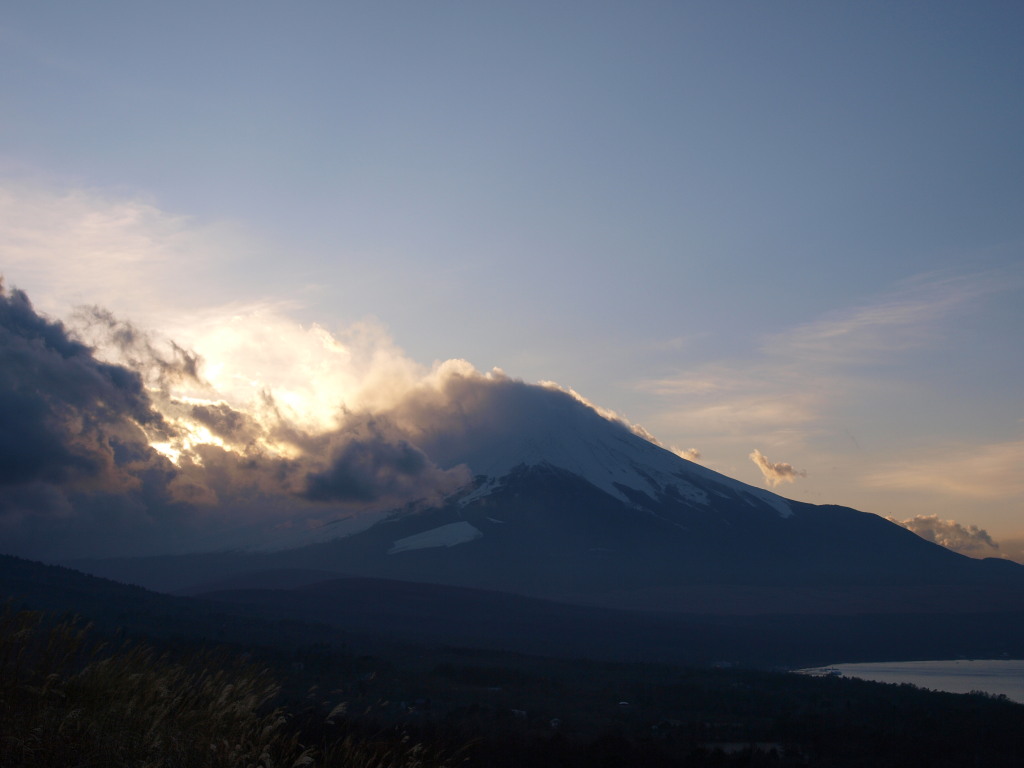 12/14 �[�Ă��O�̕x�m�R