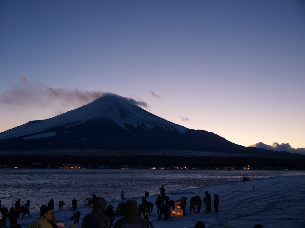 2/6 �L�����h���T�[�r�X�ƕx�m�R