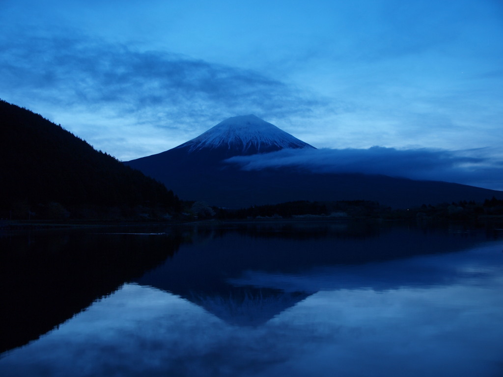 4/21 �J�オ��̕x�m�R