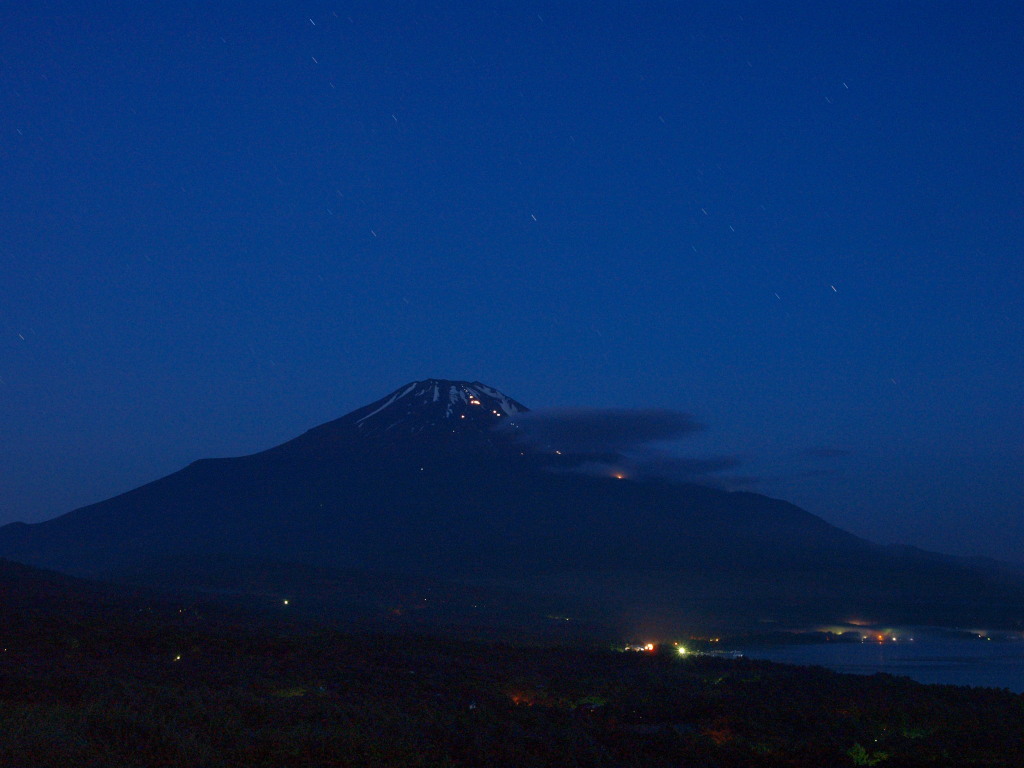 7/8 �閾���O�̕x�m�R