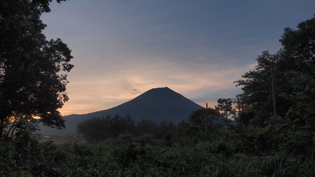 7/10 ������������̕x�m�R