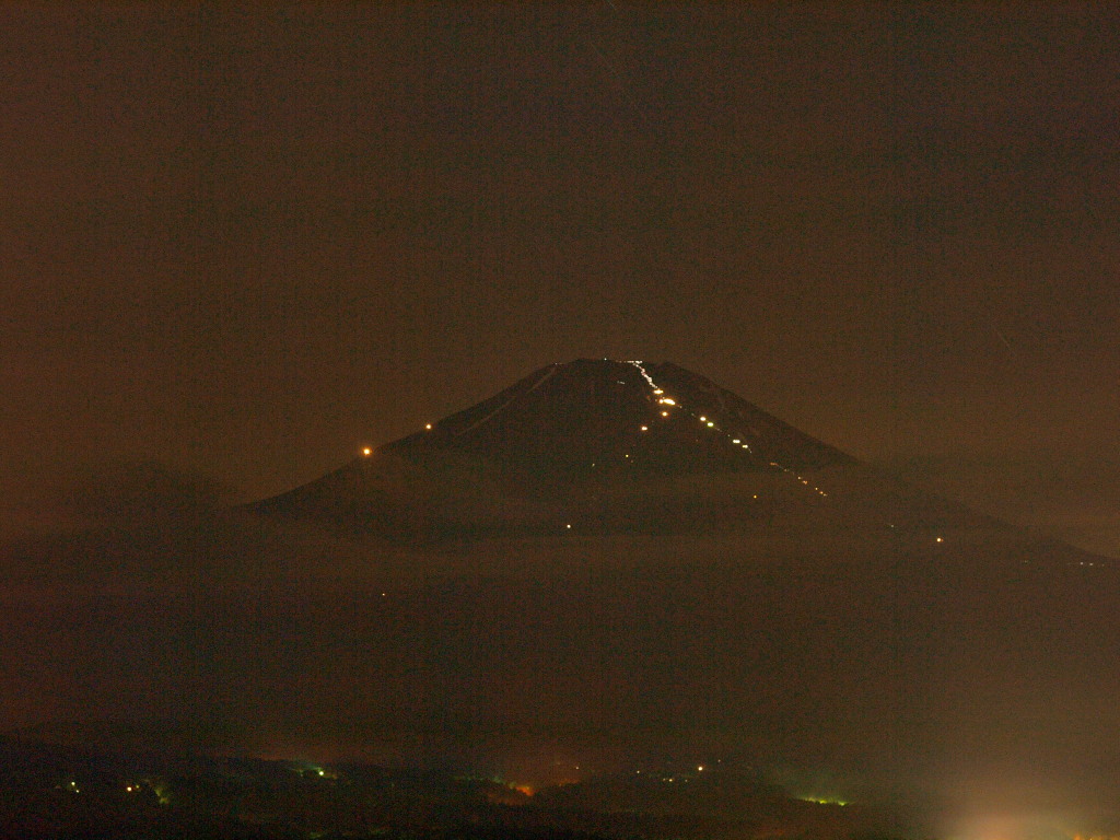 7/20 �Ă̐l�����̕x�m�R