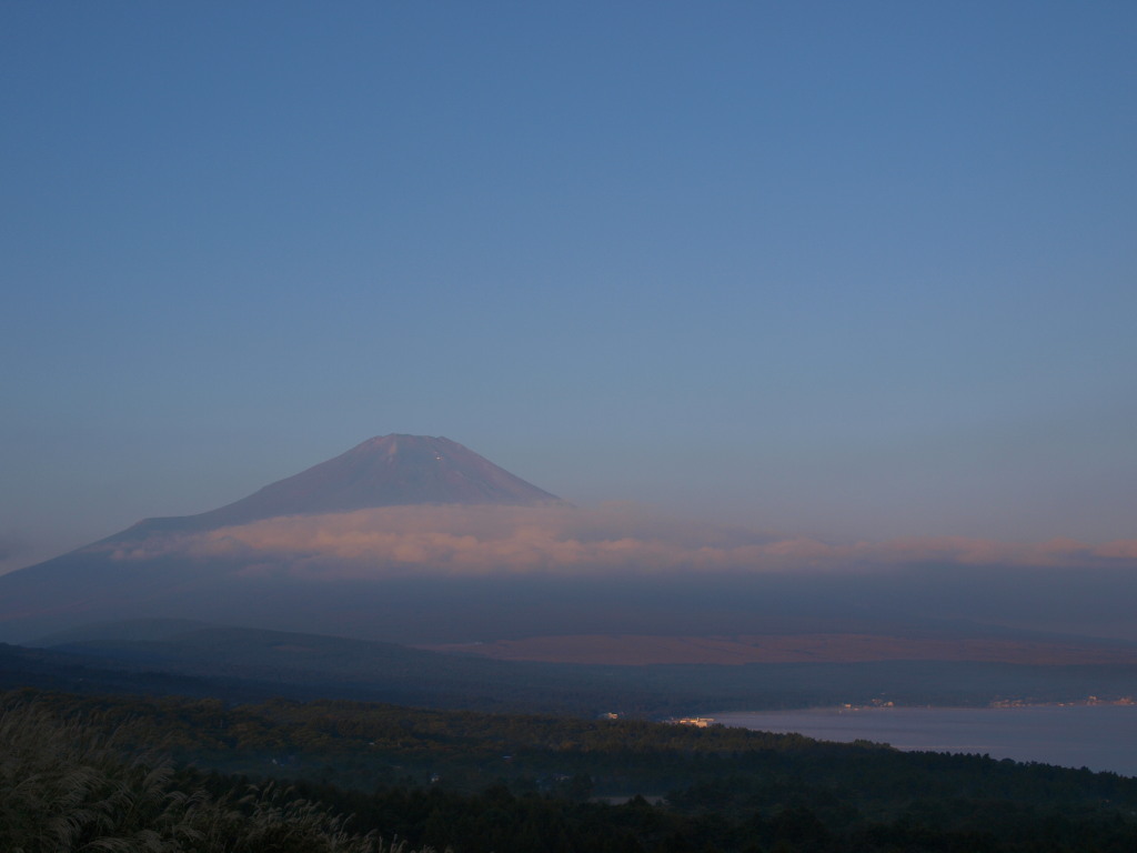 10/7 �x�m�R�����̉_