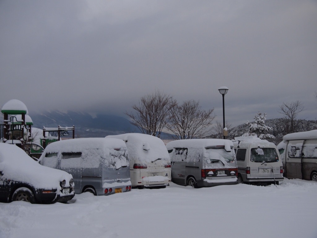 2/15 ��̕���̒��ԏ�