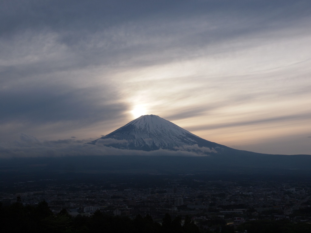 5/24 ���ڂ�ȃ_�C�������h�x�m