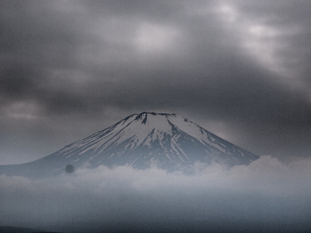 6/7 �_�̒��̕x�m�R