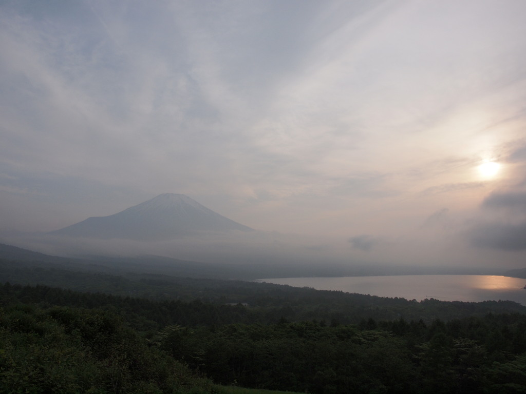 6/9 ���̓���ƕx�m�R