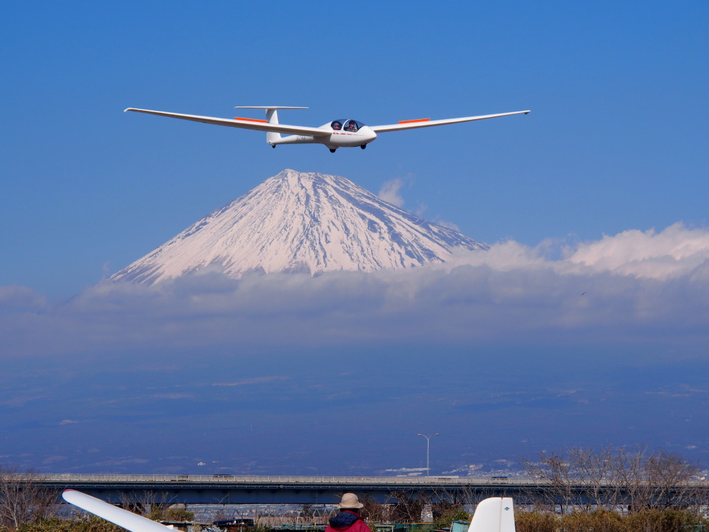 2/10 ��l���O���C�_�[