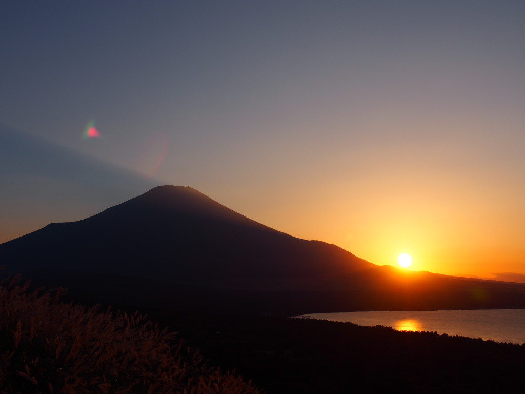 9/18 �s�[�J���̕x�m�R