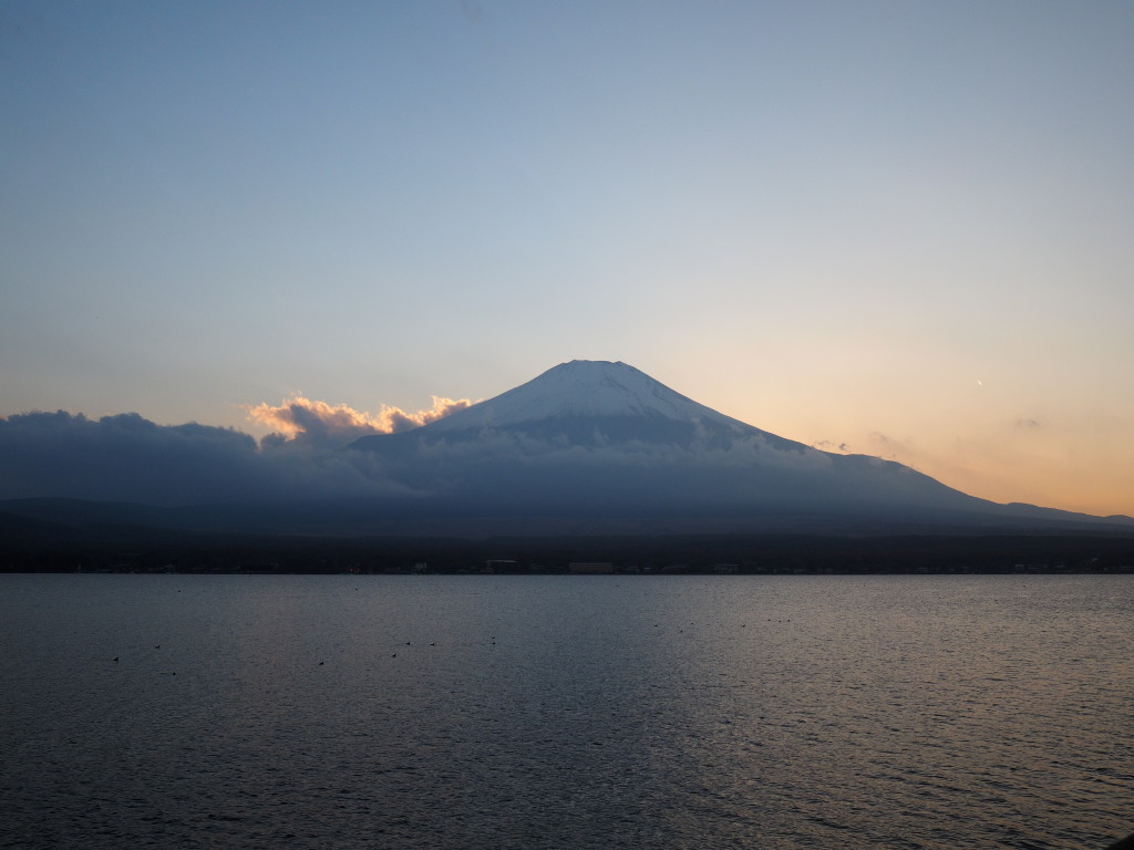 �[�Ă��̕x�m�R