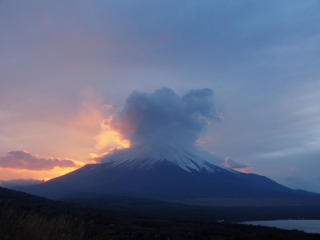 11/27 �[�Ă��̕x�m�R