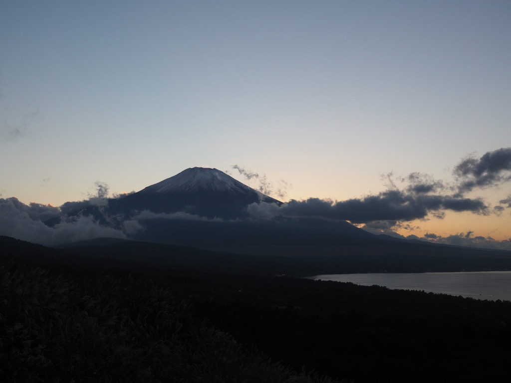 10/16 �[�Ă��̕x�m�R