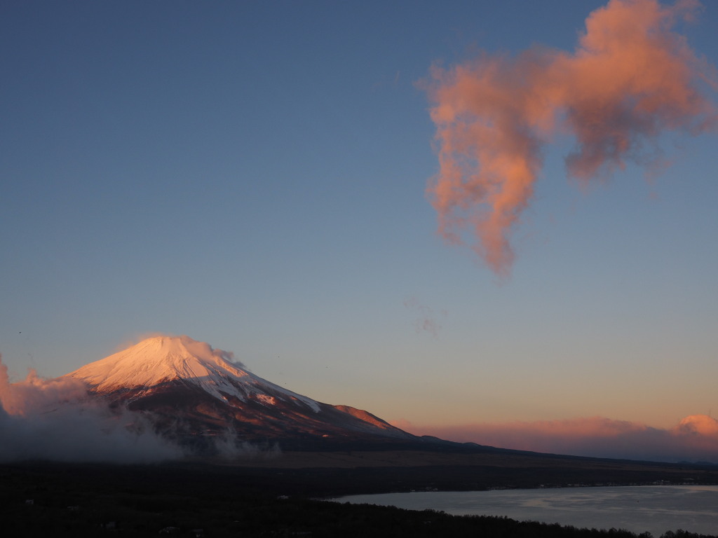 12/5 ���Ă��̉_�ƕx�m�R