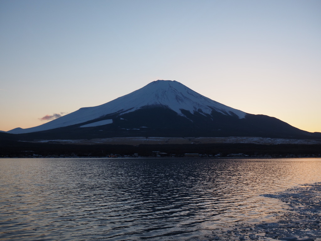 2/10 �[�Ă��̕x�m�R