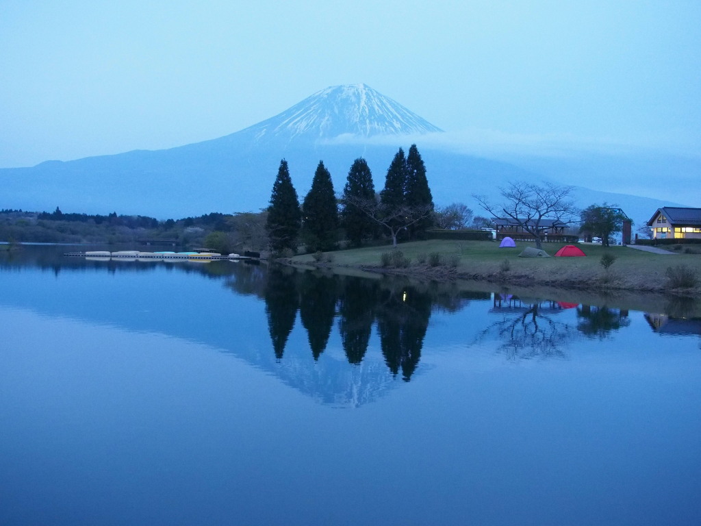 4/23 �[�ł̕x�m�R