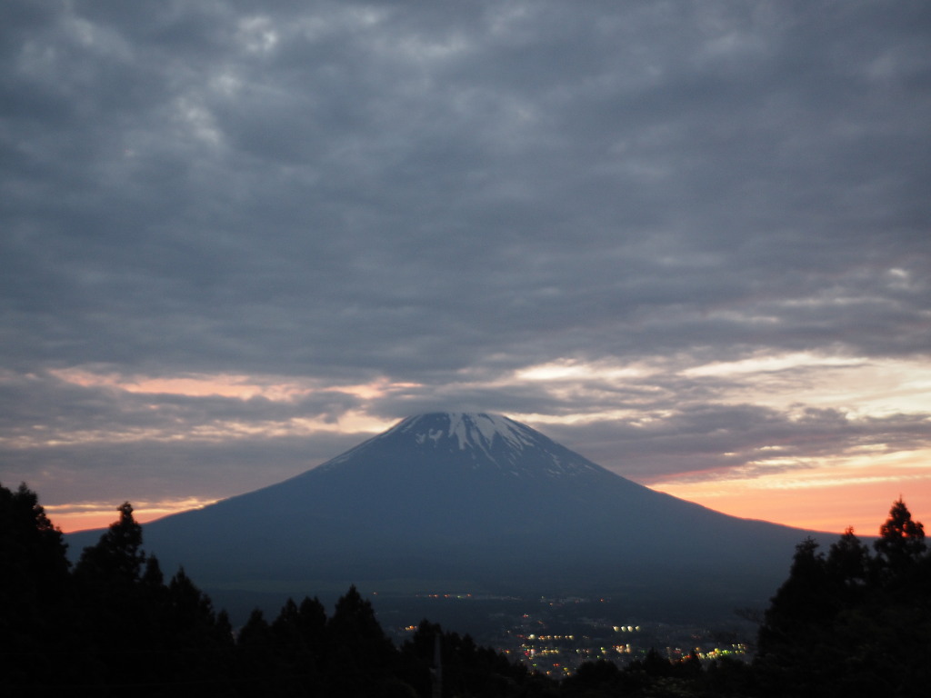 5/24 �������ԏ�̗[�Ă��̕x�m�R