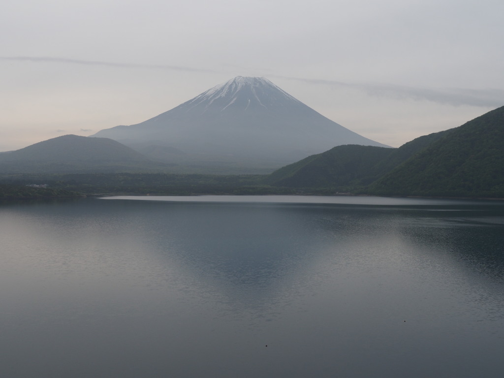 5/9 ��؂̉_�ƕx�m�R