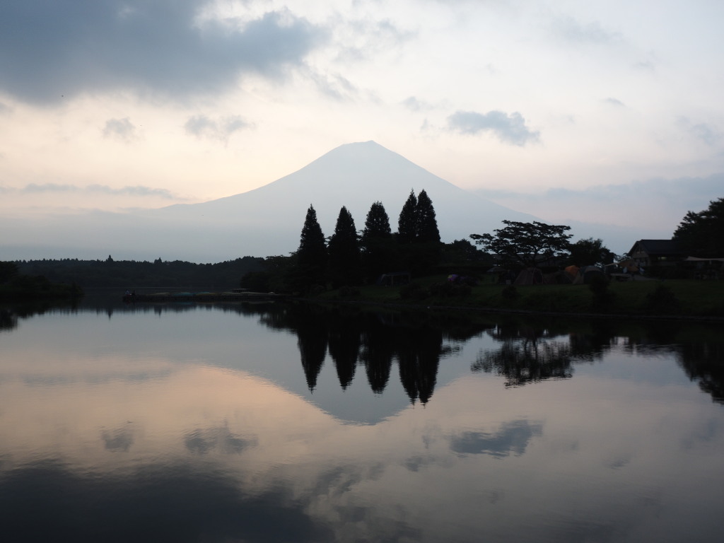 8/11 �����n�߂��x�m�R