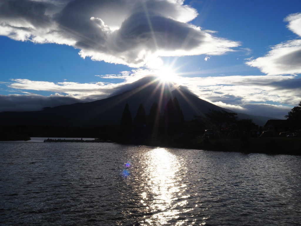 8/20 �_�̒��̃_�C�������h�x�m