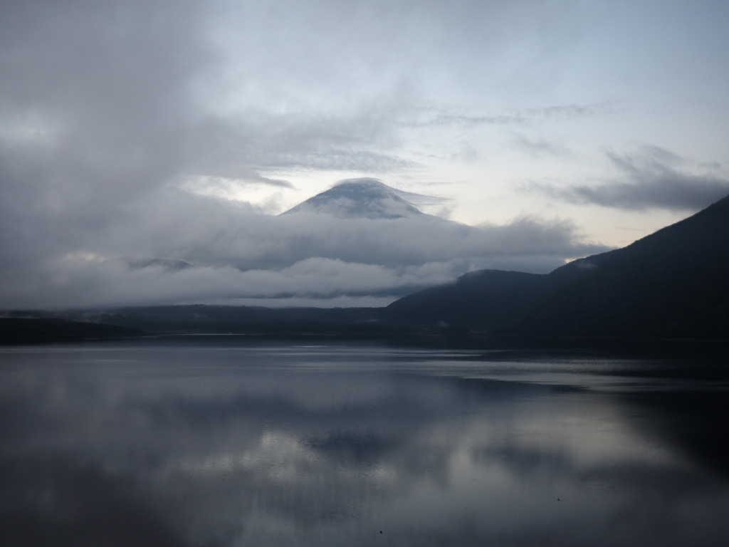 9/5 ��u�̕x�m�R