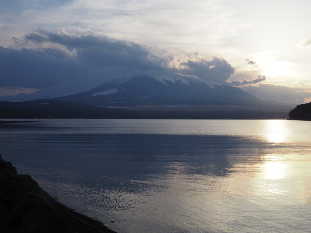 3/22 �[�Ă̕x�m�R