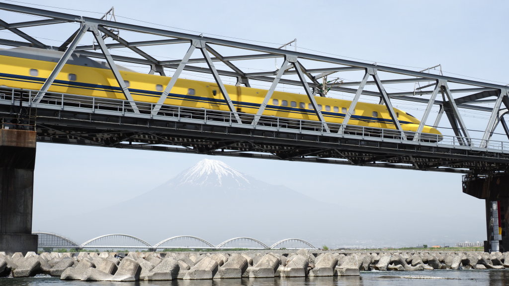 5/8 �h�N�^�[�C�G���[(3)