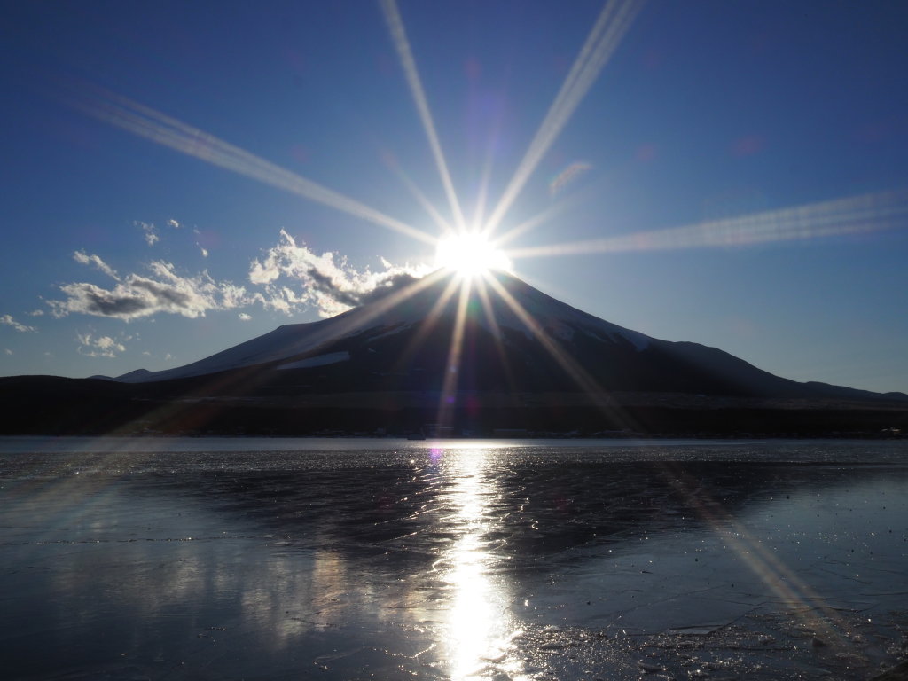 2/6 ���E������̃_�C�������h�x�m