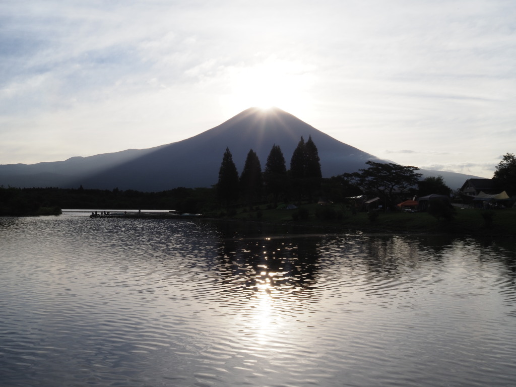 8/18 ���Ă��̋t���x�m