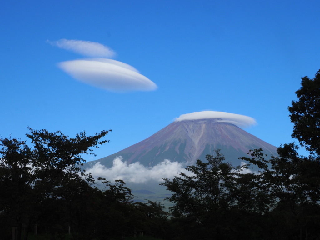 8/21 �݂邵�_�ƎP�_�̕x�m�R