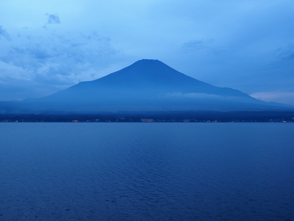 9/6 �[�Ă��̕x�m�R