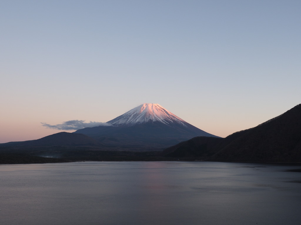 11/22 �s���N�̎R��