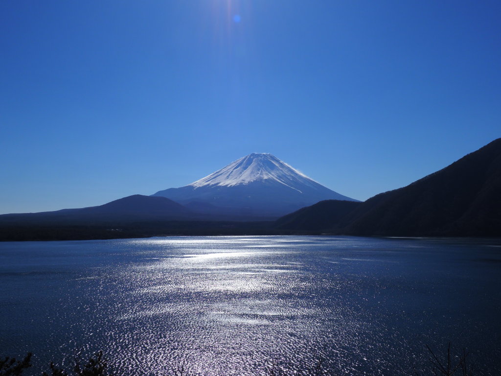 3/8 �Ζʂ̋P��