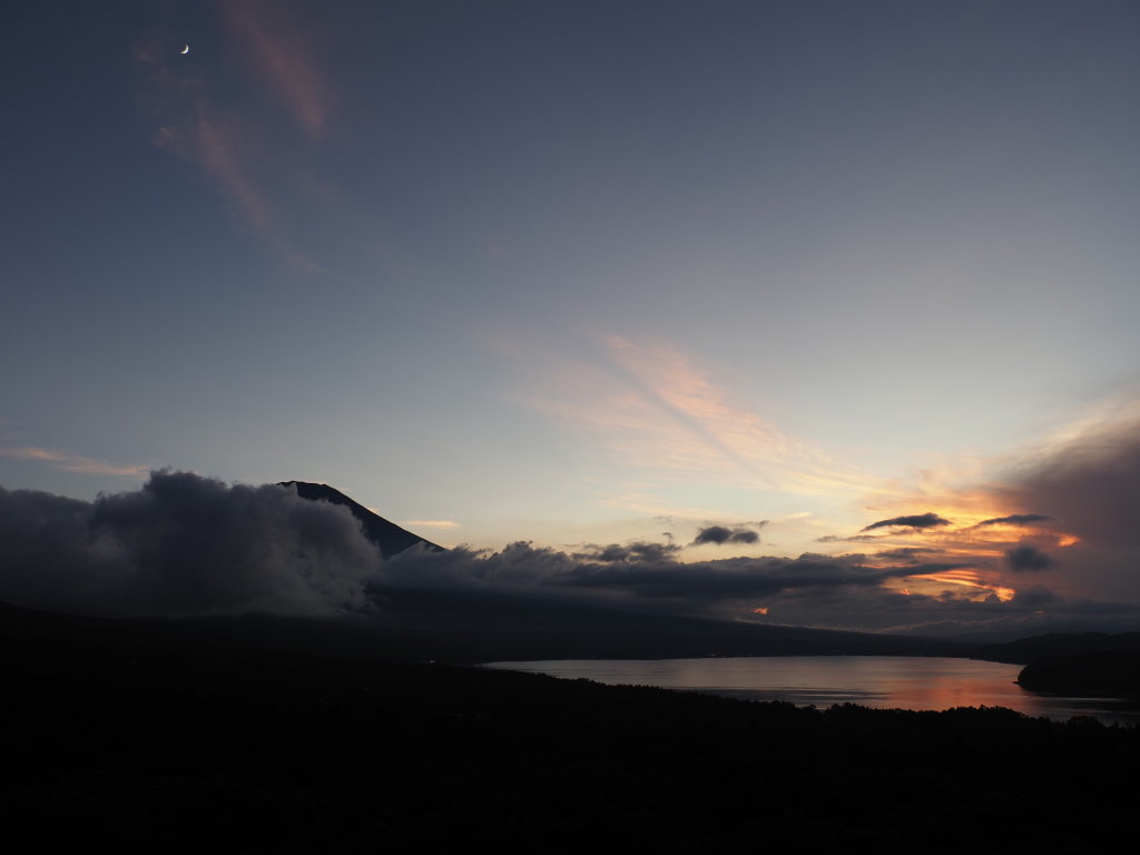 8/5 �[�Ă��̎���