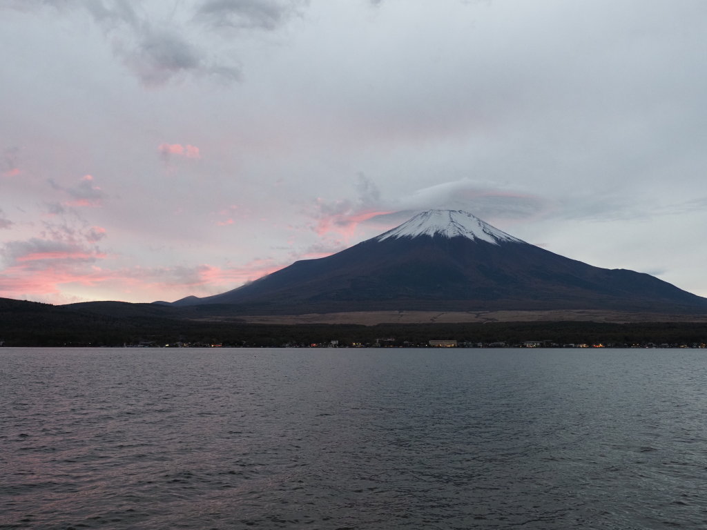 11/7 �[�Ă��̕x�m�R