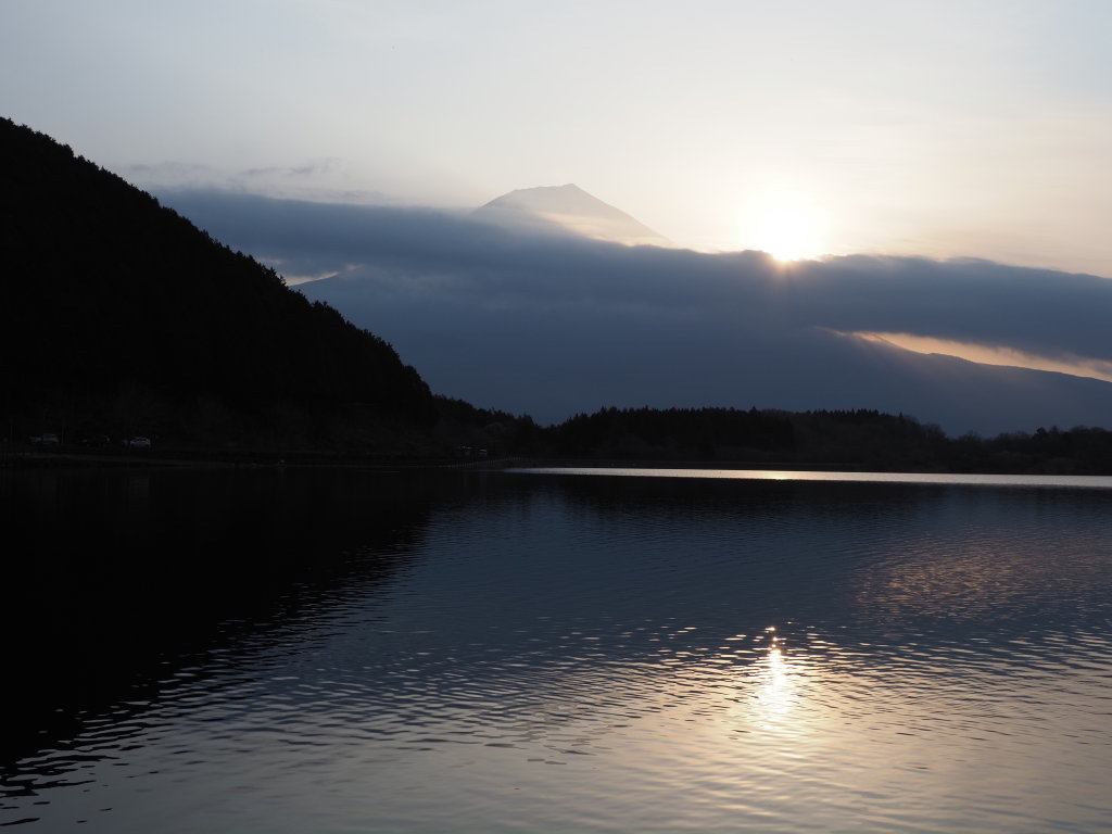 3/27 �_�̒�����̓��̏o