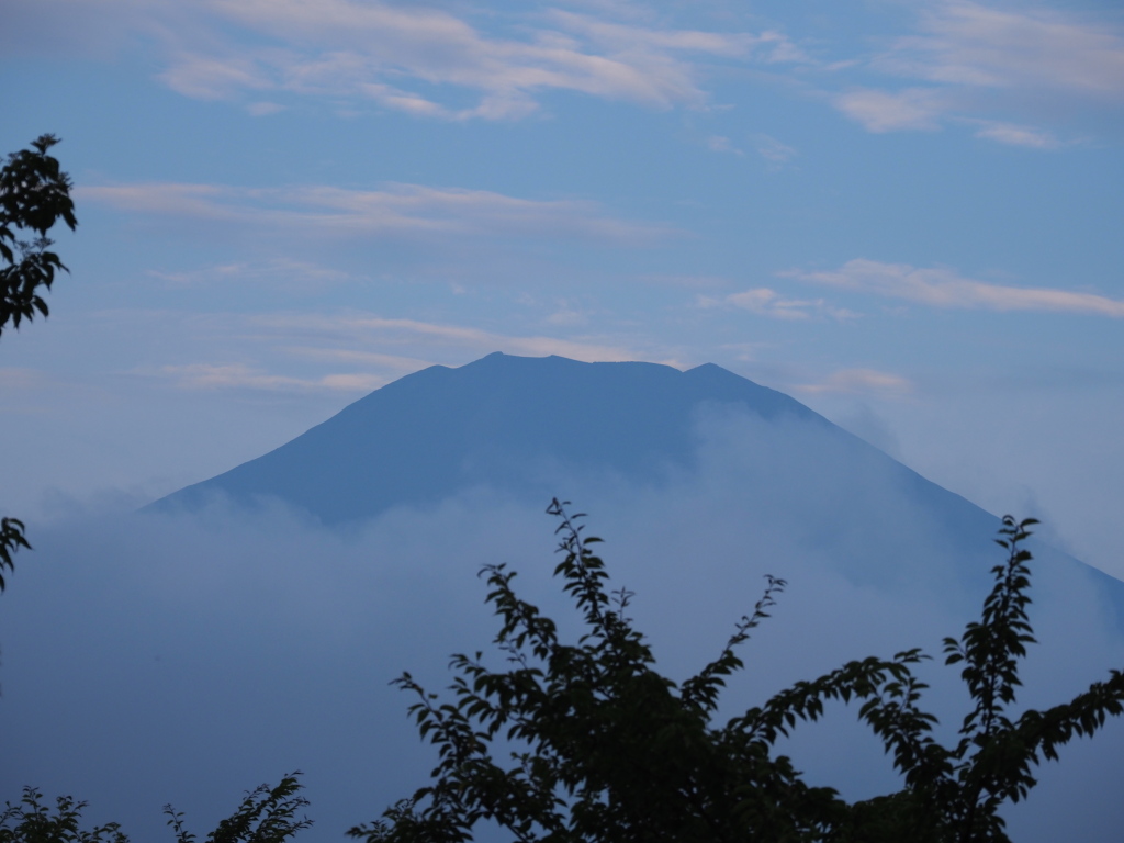 8/7 ��u�̕x�m�R