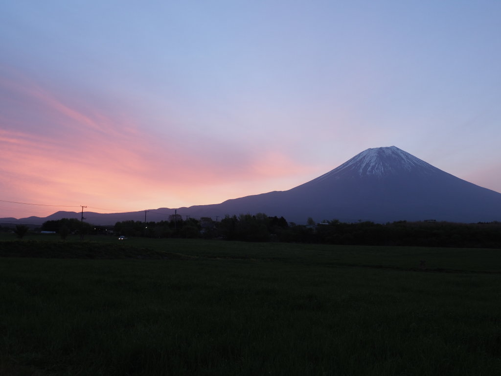 �����E����₩P