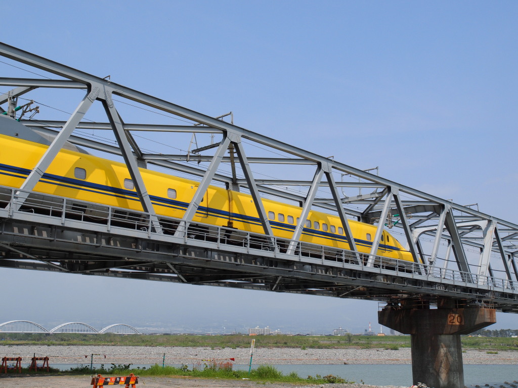 �h�N�^�[�C�G���[(2)