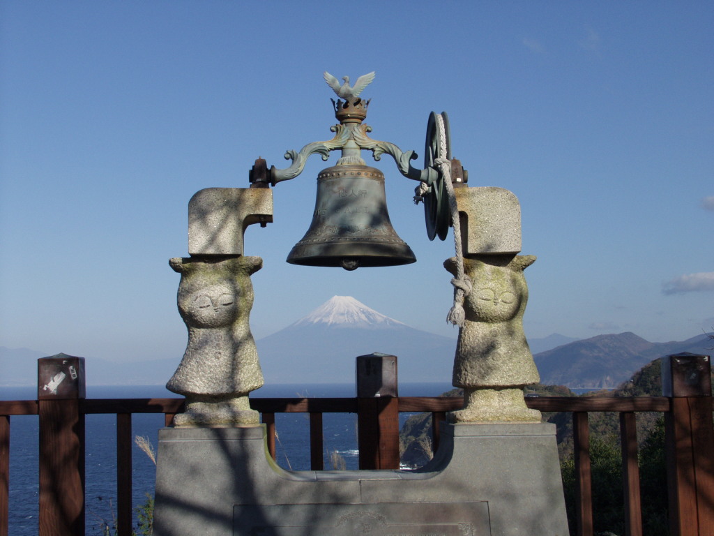 ���l������̕x�m�R