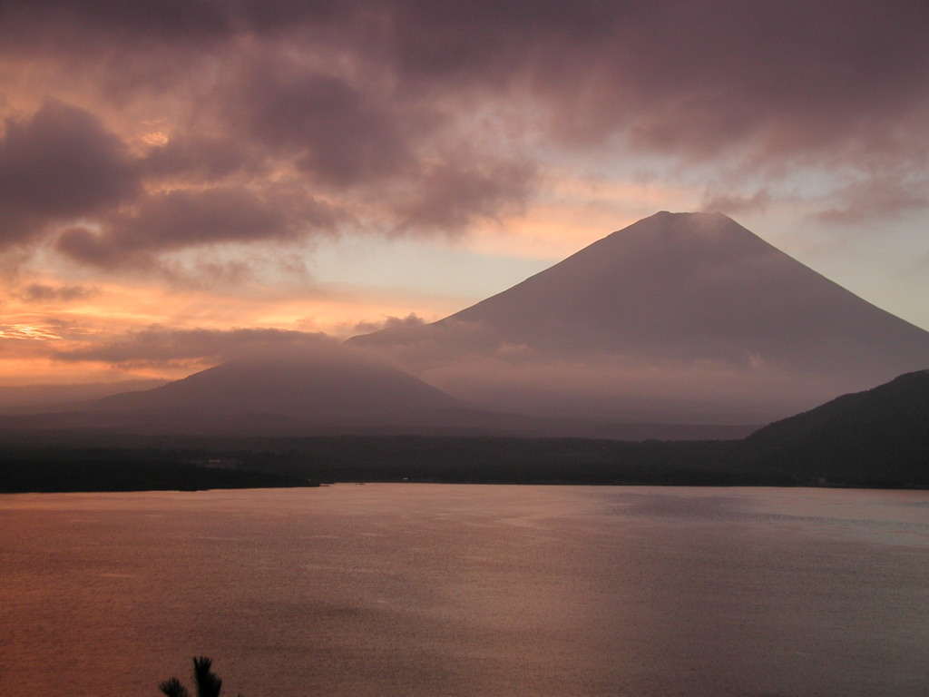 ���Ă��̕x�m�R