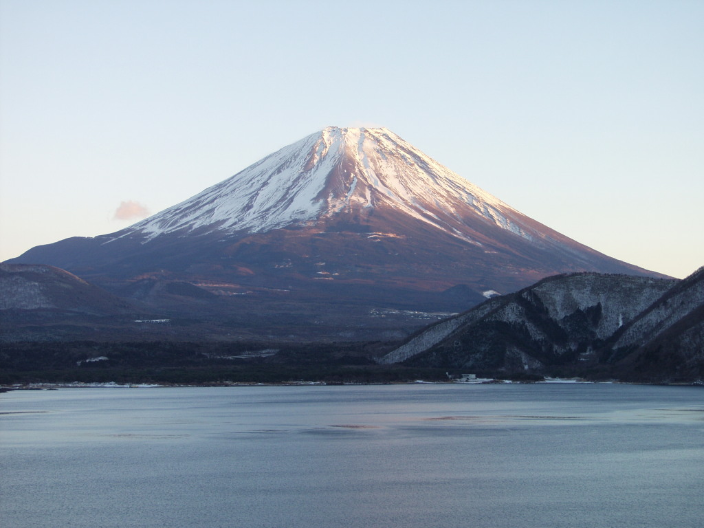 �[�Ă��̓~�̕x�m�R