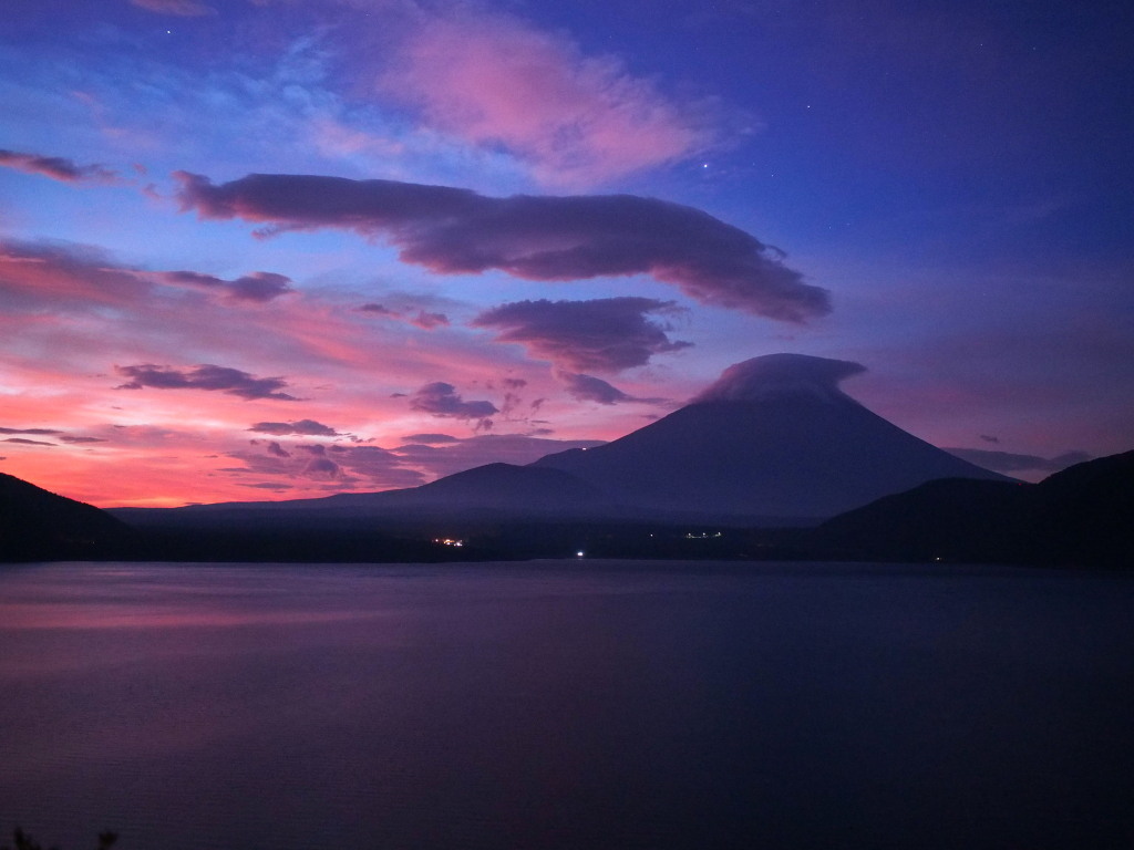 ���Ă��̕x�m�R